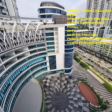 Апартаменты Pacific Towers Star Seksyen 13 Pj Jaya One Parking Pool Kitchen Петалинг-Джая Экстерьер фото