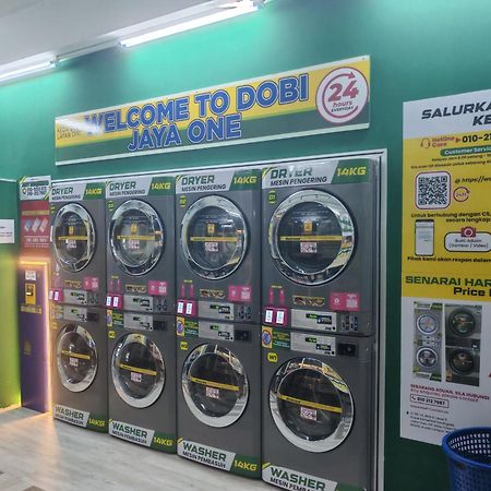 Апартаменты Pacific Towers Star Seksyen 13 Pj Jaya One Parking Pool Kitchen Петалинг-Джая Экстерьер фото