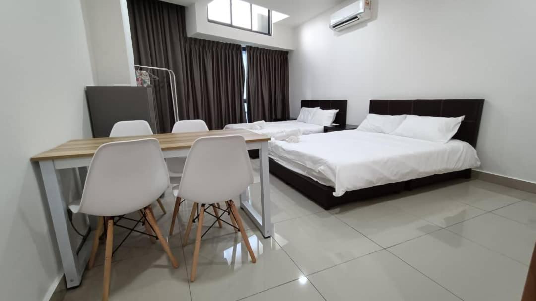 Апартаменты Pacific Towers Star Seksyen 13 Pj Jaya One Parking Pool Kitchen Петалинг-Джая Экстерьер фото