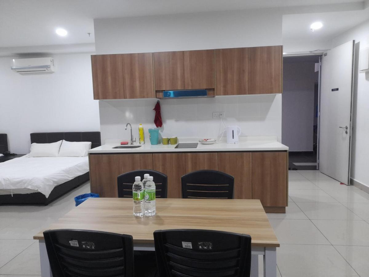 Апартаменты Pacific Towers Star Seksyen 13 Pj Jaya One Parking Pool Kitchen Петалинг-Джая Экстерьер фото